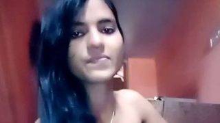 Sundar Sexy College Girl Getting Herself Off In A Hot Solo Session