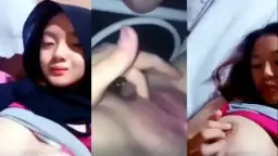 Tiktok’s Alluring Hijabi Teen In A Steamy Solo Session