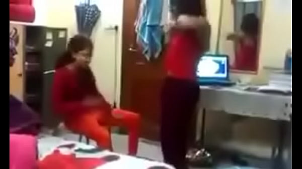 Hostel Mein Mazaak Aur Masti Ka Rang
