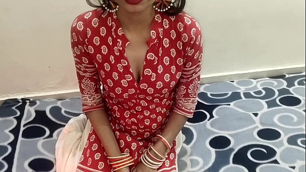 Desi Gaon Ki Sexy Bhabhi Ne Parlour Wale Officer Ko Rishwat Na Dene Ki Saza Di, Apni Gehri Gaand Khulwa Ke Marwai Xxx Hd Hindi Audio Mein