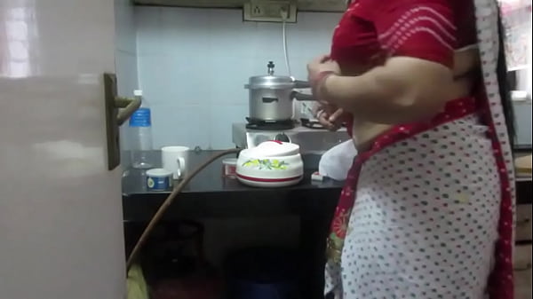 Leena Bhabhi’s Sizzling Navel: The Horny Housewife Next Door