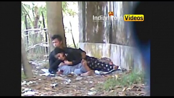 Desi Girl’s Wild Outdoor Pleasure With Her Lover – Indian Sex Video