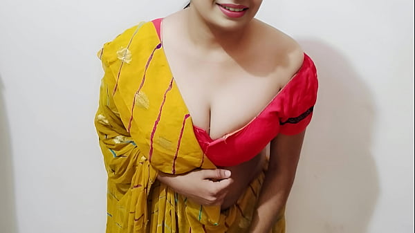 भाभी ने देवर को हाथ हिलाते देखा, फिर उसके मोटे लण्ड पर बैठ गई (हिंदी आवाज़)