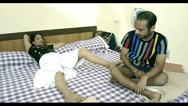 Horny Indian Bhabhi Craving Hot Sex – Desperate For A Big Dick Deep Inside Her