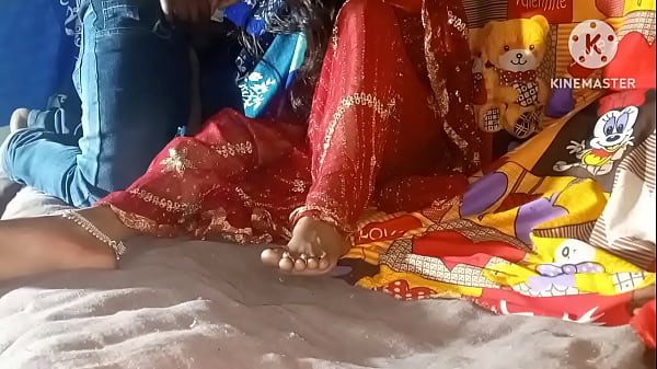 ग्रामीण देसी भाभी का गाँव के नौजवान के साथ अश्लील संबंध