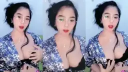 Berlina Si Imut Berkacamata Bikin Greget, Panasnya Bikin Ngiler.