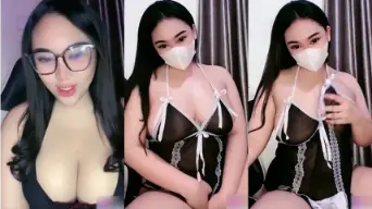 Ratu Kostum Pelayan Dengan Susu Montok Bikin Meleleh.