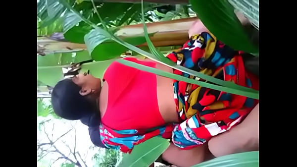 Indian Desi Girls Getting Dirty With Farmers In The Village