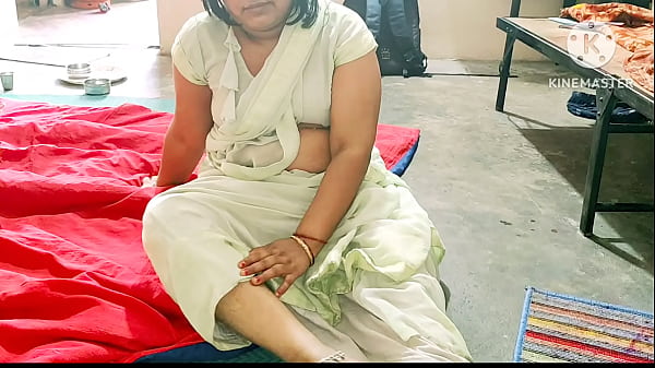 Indian Desi Bhabhi Wild Fucking With A Young Boy