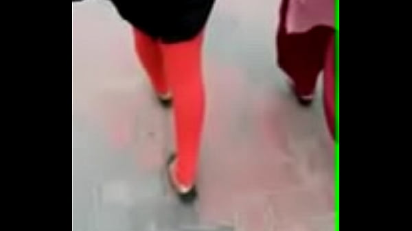 Hot Desi Bengali Babe Having Naughty Fun On The Street