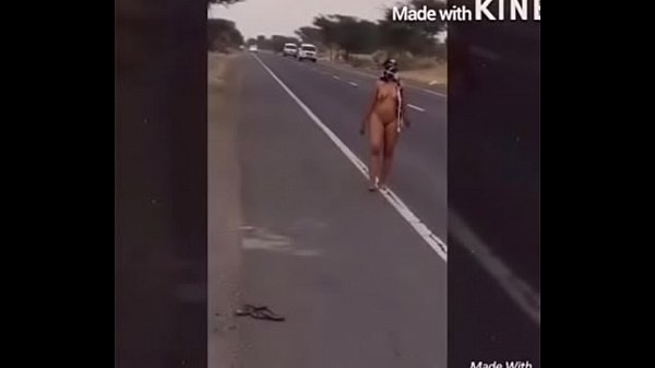 Indian Slut Bares It All On A Crowded Street In Broad Daylight