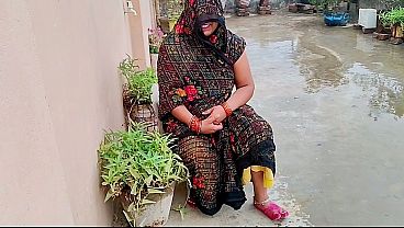 Bhabhi Ke Baag Mein Chudai Ka Maza Liya