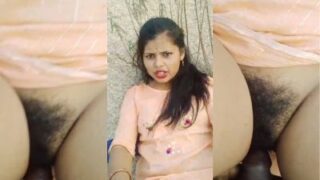 Outdoor Bengali Sex Clip Of A Guy Pounding His Girlfriend’s Wet Cunt