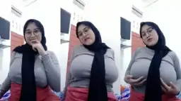 Pakai Jilbab Tapi Toket Gede Montok Bikin Ngeloyor