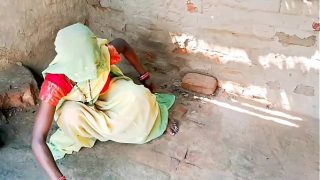 Desi Randi Ki Sexy Saadi Mein Mota Lund Ka Kathor Anal, Asli Gaon Ki Biwi Ka Sexy Kapda, Poori Anal Chudai Hindi Web Series