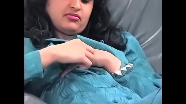 Ravina, The Hot Desi Babe You Can’t Resist