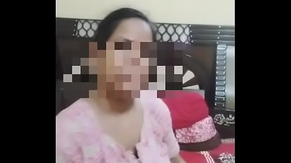 देशी भाभी की प्यासी तड़प, बदन में उठती आग