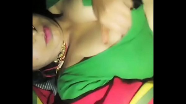 Desi Aunty Flaunts Her Heavy, Juicy Melons For You