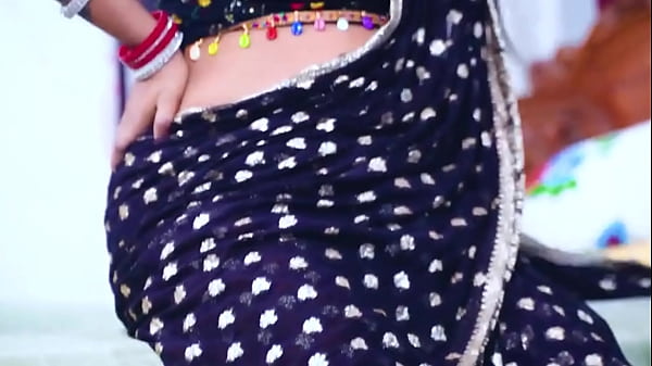 Big Boobs Indian Hot Bhabhi Gets Fucked While Cooking, Desi Sex